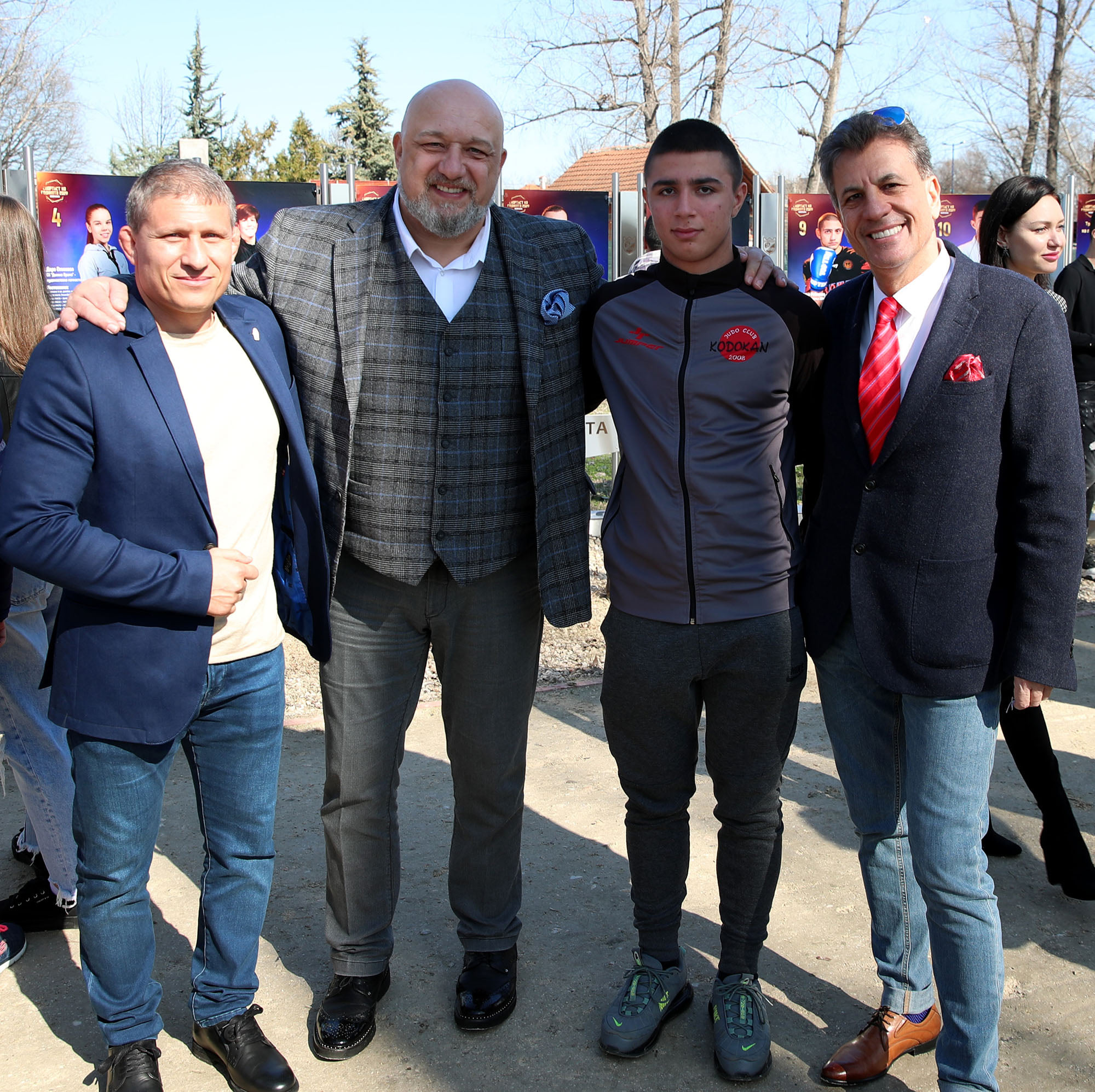 Палев с кмет и министър